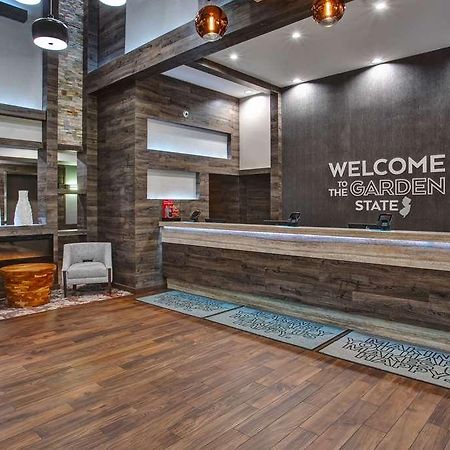Hampton Inn And Suites Newark Airport Elizabeth Wnętrze zdjęcie
