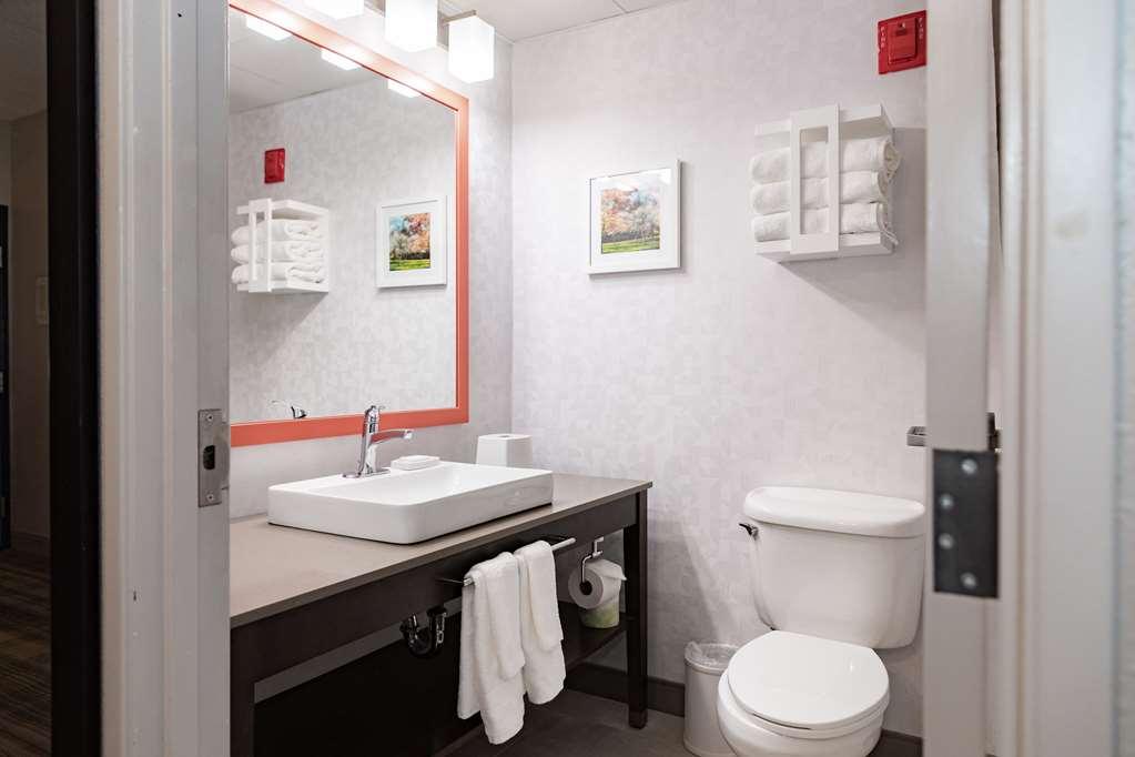 Hampton Inn And Suites Newark Airport Elizabeth Pokój zdjęcie